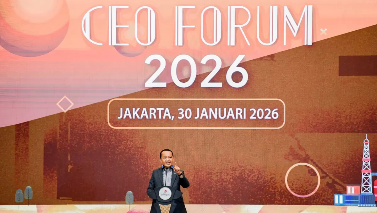 Menteri Energi dan Sumber Daya Mineral (ESDM) Bahlil Lahadalia melakukan dialog dua arah dengan para petinggi Kontraktor Kontrak Kerja Sama (KKKS) hulu migas dalam CEO Forum Awal Tahun 2026. (Kalimantansatu.com/Dok. Kementerian ESDM)