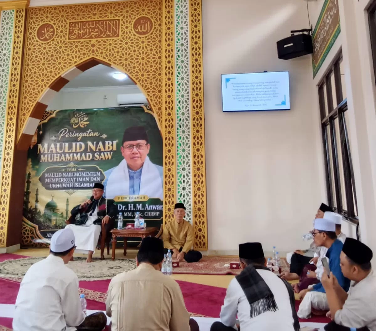 Prof Anwar mengajak umat Islam memperkuat keimanan kepada Allah SWT dengan menjadikan Nabi Muhammad SAW sebagai teladan 