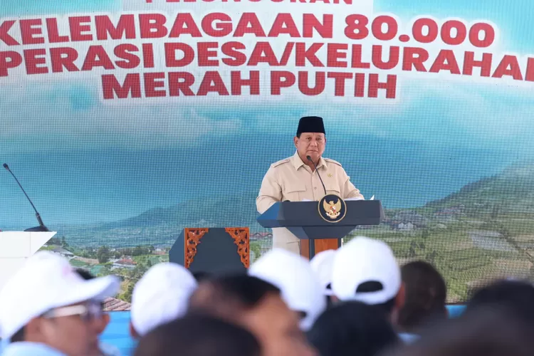 Presiden Prabowo Subianto menegaskan bahwa Koperasi Merah Putih bukan ladang bancakan elite, melainkan alat perjuangan rakyat kecil. (suaramerdeka.com/Tim Media Presiden Prabowo)