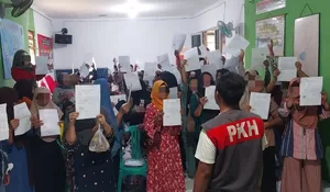 Tak Ingin Dipasangi Stiker Keluarga Miskin, Ratusan Warga di Ciomas Bogor Mundur sebagai Penerima Bansos