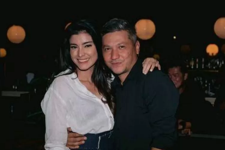 Medina Dina, Aktris Cantik yang Dikabarkan Dekat dengan Gading Marten