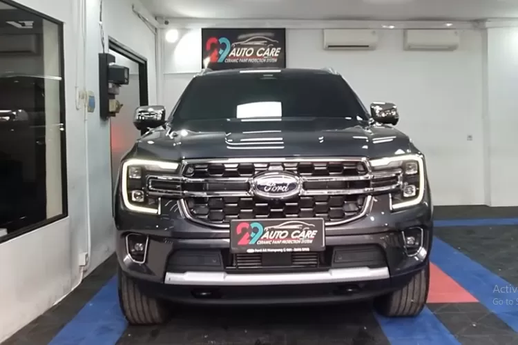 Ford Everest Titanium 2024 adalah salah satu SUV tangguh (Tangkapan Layar YouTube  29AutoCare)