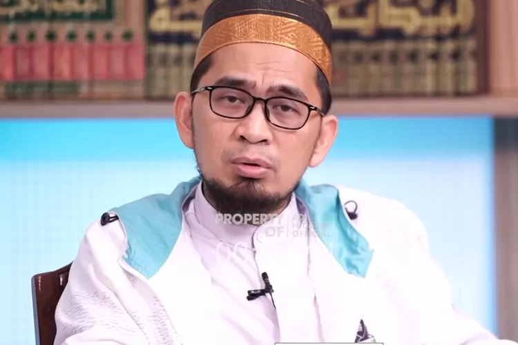 Ustaz Adi Hidayat (Tangkapan Layar YouTube Adi Hidayat Official)