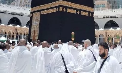 Kementerian Haji dan Umrah telah mengumumkan persiapan haji 2026/1447 H hampir 100% selesai, termasuk 177 hotel di Makkah, 100 di Madinah. (Foto: Pinterest/Ebrahim Saban )