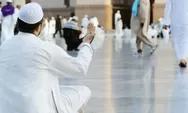 Shalat Jumat Pertama di Madinah: Riwayat, Dalil, dan Pandangan Mazhab