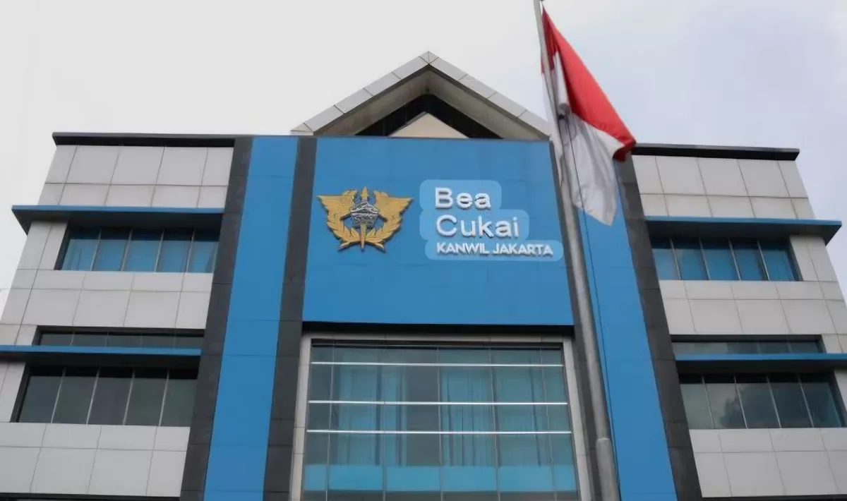 Menyoroti Bea Cukai mencabut 10 izin Corporate Guarantee dan menolak empat pengajuan baru setelah evaluasi 2025 terhadap 251 perusahaan. (Dok.Metroselebes.com/Anto jr)