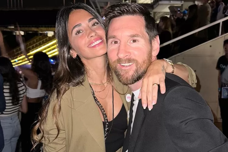 Lionel Messi Kembali Dirumorkan Selingkuh, Kali Ini dengan Selebgram Brasil, Bikin Antonella Roccuzzo Murka?