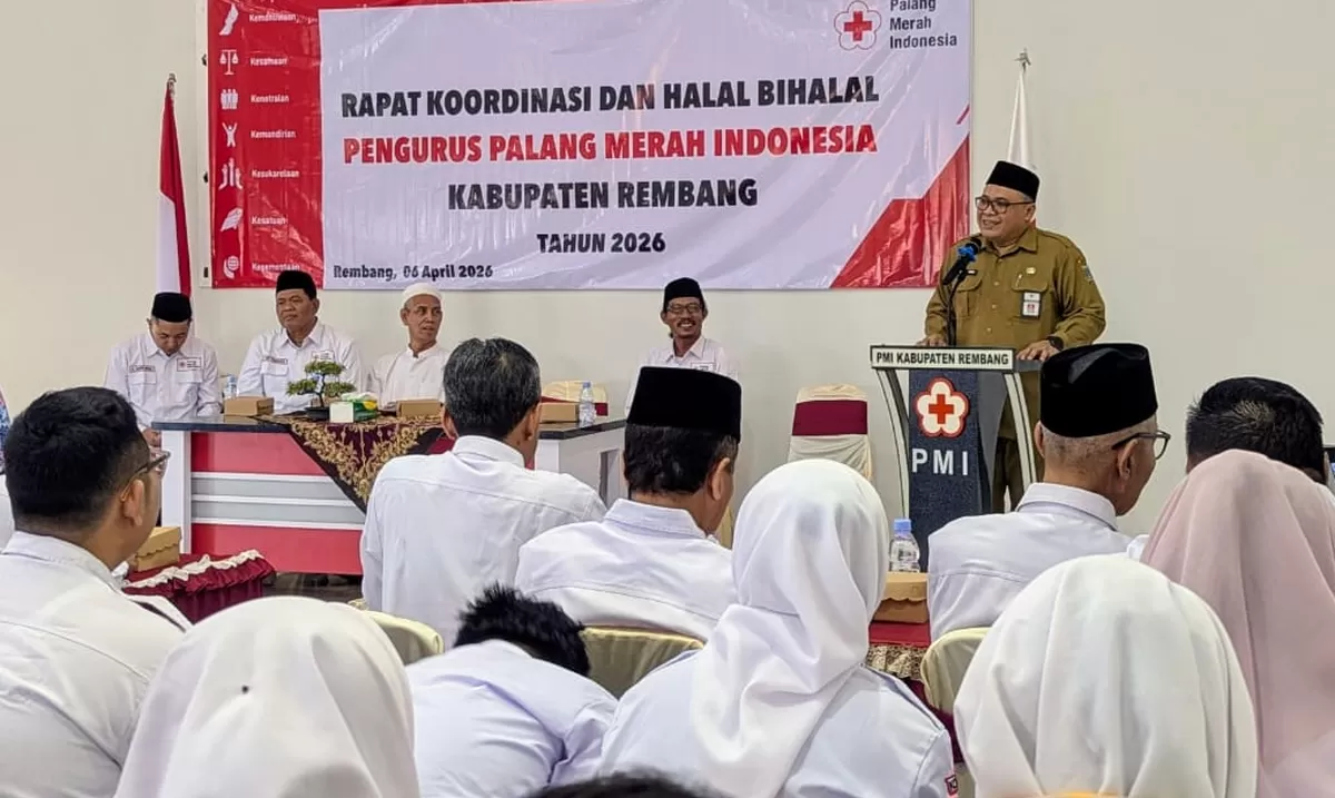 Wabup Rembang Hanies mendorong donor darah menjadi budaya untuk menjaga stok darah tetap aman dan berkelanjutan.