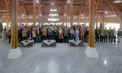 Bersama Pemkot Bandung, 75 Perguruan Tinggi Komitmen Kelola Sampah Mandiri dan Hijaukan Lahan Kritis