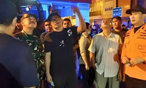 Richard Sualang Datangi Lokasi Kebakaran Mega Mall, Sampaikan Belasungkawa dan Apresiasi untuk Petugas