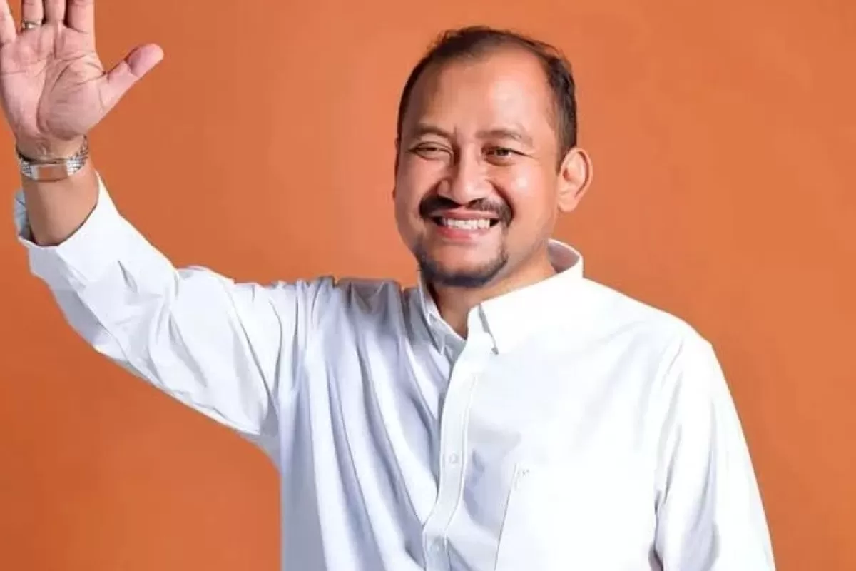 Potret Anom Widiyantoro, kekayaan Bupati Pemalang disorot usai tertangkap OTT KPK (Instagram/bupatipemalang)