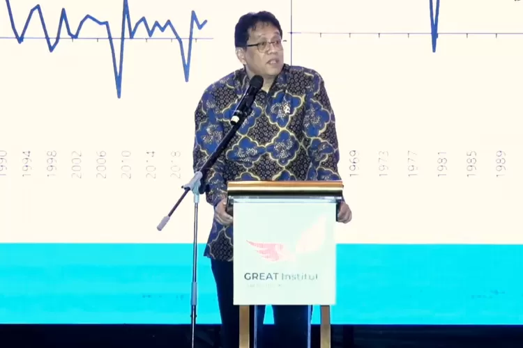 Purbaya Yudhi Sadewa Sindir Rocky Gerung di Forum Ekonomi Nasional. (Foto/TL YouTube.)