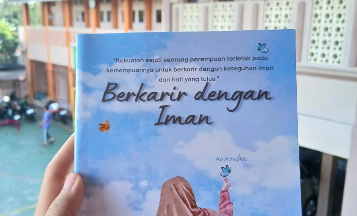 Buku "Berkarir dengan Iman" karya Salwa Mufliha
