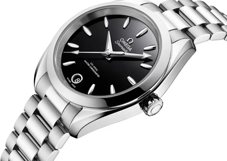 Omega Seamaster Aqua Terra 150M Hitam ref. 220.10.38.20.01.004