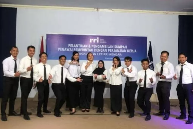Pemerintah percepat pelantikan CPNS 2024 untuk memenuhi kebutuhan aparatur negara.  (www.rri.co.id)