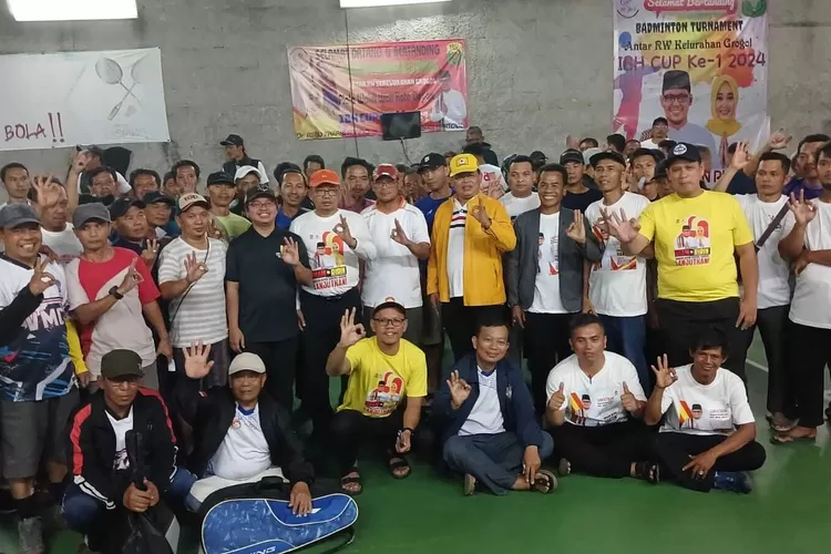 Ketua lingkungan di Kelurahan Grogol, Limo, Kota Depok sepakat siap memenangkan Imam Budi Hartono dengan Ririn Farabi Arafiq di Pilkada Depok 2024. (RADAR DEPOK)