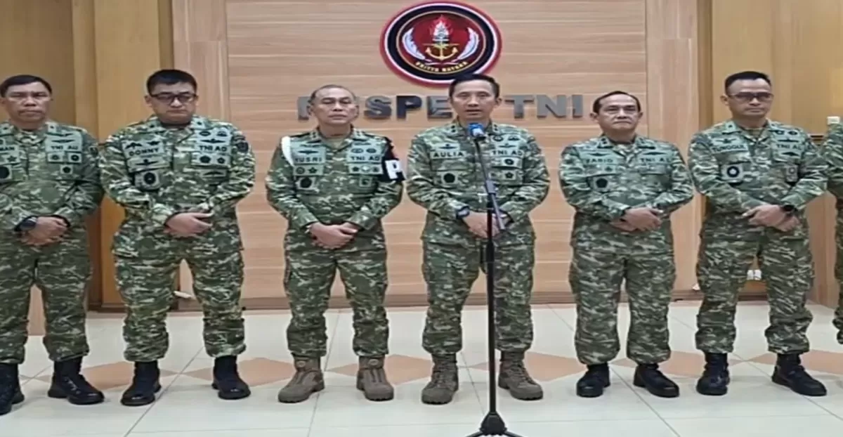 Kepala Pusat Penerangan TNI Mayjen Aulia Dwi Nasrullah saat konferensi pers di Mabes TNI, Jakarta, Rabu (25/3/2026). (Kalimantansatu.com/Dok. Puspen TNI)