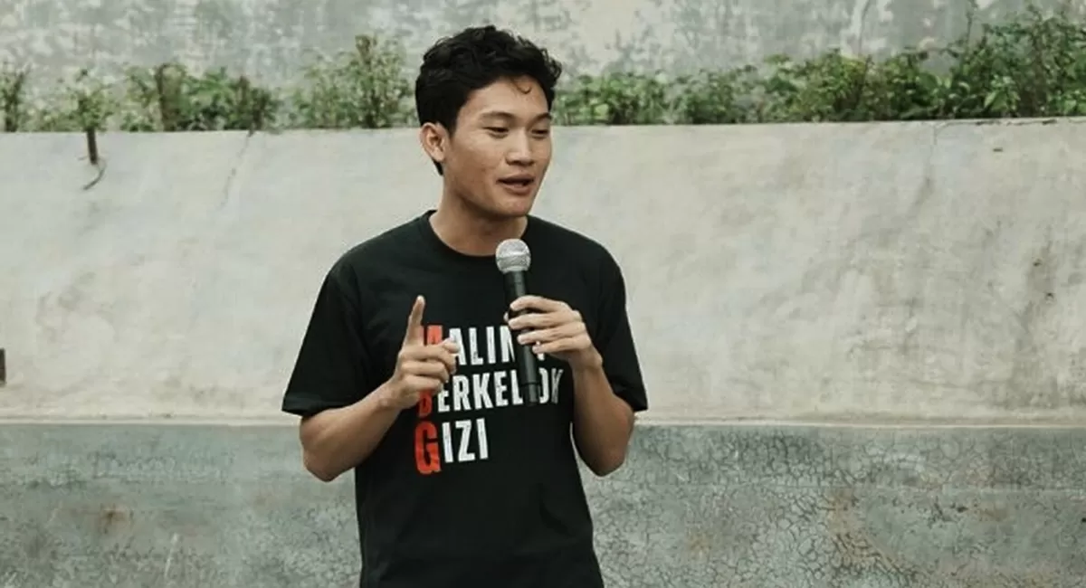 Potret Tiyo Ardianto, eks Ketua BEM UGM tanggapi soal mahasiswa demo bayaran yang dinilai sebagai kepanikan pemerintah menghadapi gelombang protes di tengah banyaknya kritik program MBG (Instagram/tiyoardianto_)