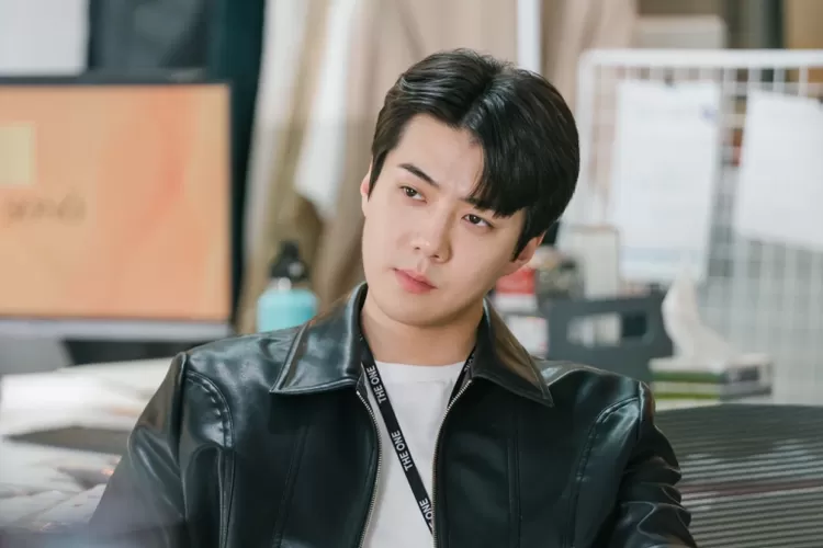 Sehun EXO Resmi Selesai Wamil.