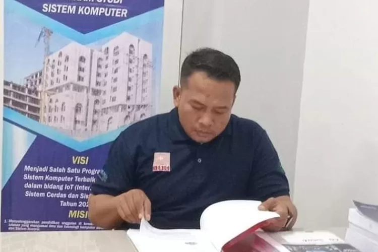 Ade Sumaedi dosen Unpam Serang (klikanggaran)