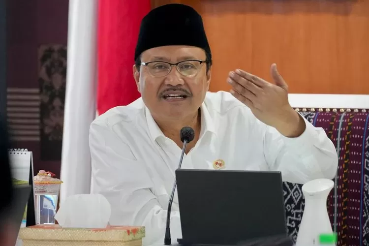 Gus Ipul tegaskan penerima bansos yang terbukti main judi online akan dievaluasi dan bisa dicoret dari daftar bantuan. (HukamaNews.com / Net)