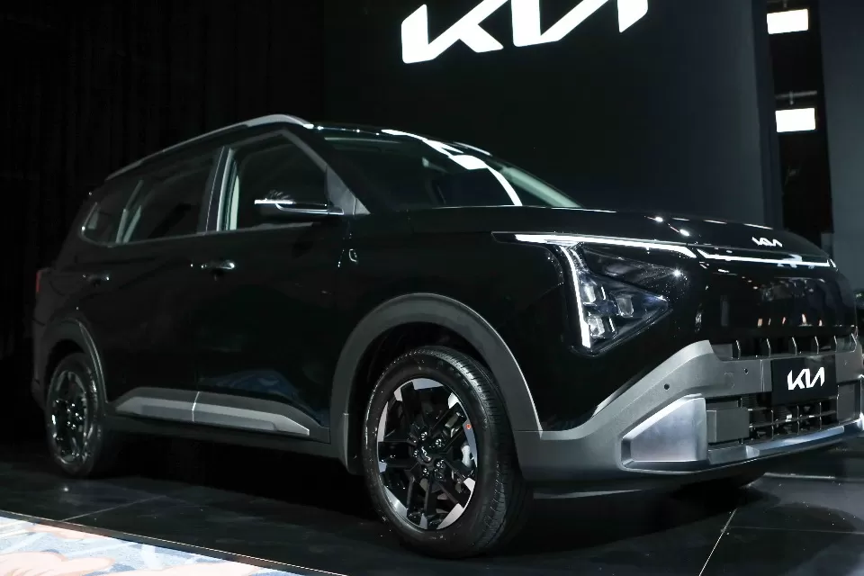 Kia Tatap Era Elektrifikasi, Persiapkan Carens EV Buatan Lokal untuk Keluarga Indonesia / foto KIA Indonesia (Promedia)