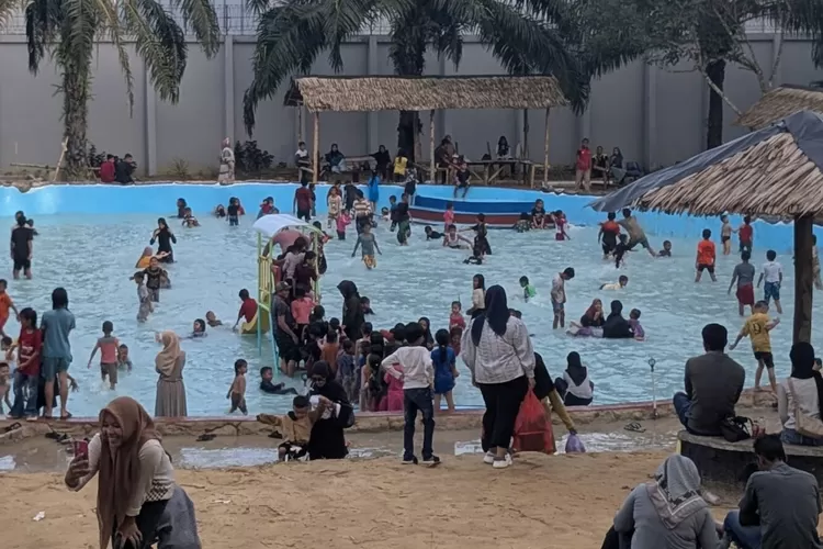 Ribuan wisatawan memadati objek wisata Sarana Asimilasi dan Edukasi Lapas Nunukan (SAE Lanuka), selama musim libur Natal dan Tahun Baru. 