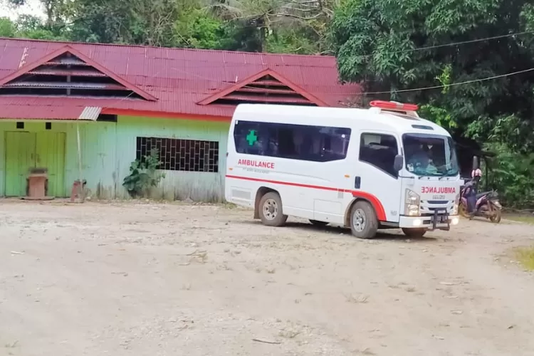 Ambulance bisukan sirene nyelong masuk penginapan, foto MS
