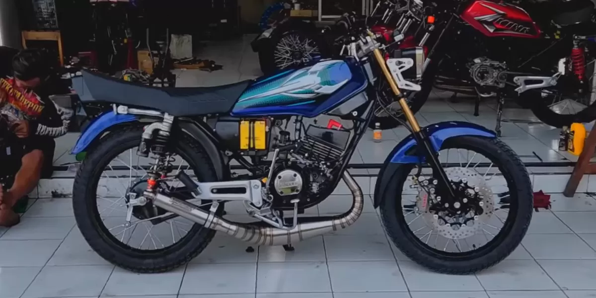 Ilustrasi RX King Modifikasi Style Bandung. (Tangkapan layar youtube@Mas_Joo135cc)