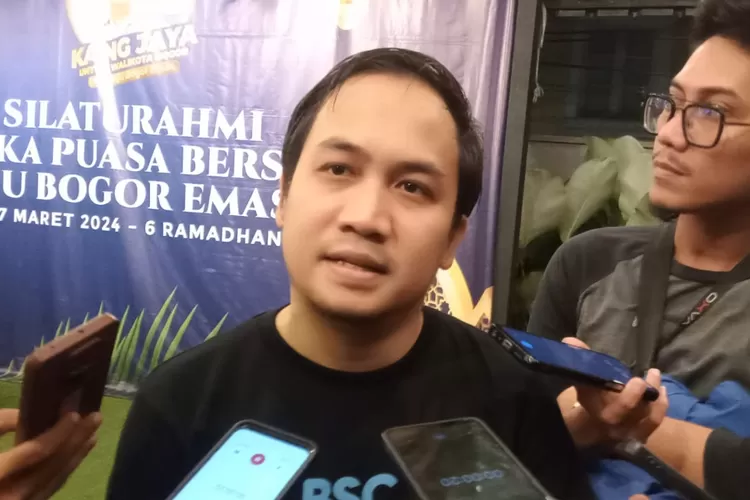 Aji Jaya Bintara, tokoh muda Bogor yang dikenal dekat dengan Prabowo Subianto, menaruh minat maju sebagai Calon Wali Kota Bogor pada Pilkada 2024 nanti.  (Ryan/Metropolitan)