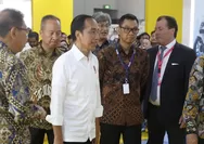 Kunjungi Booth PLN di PEVS 2024, Ini Komentar Presiden Jokowi