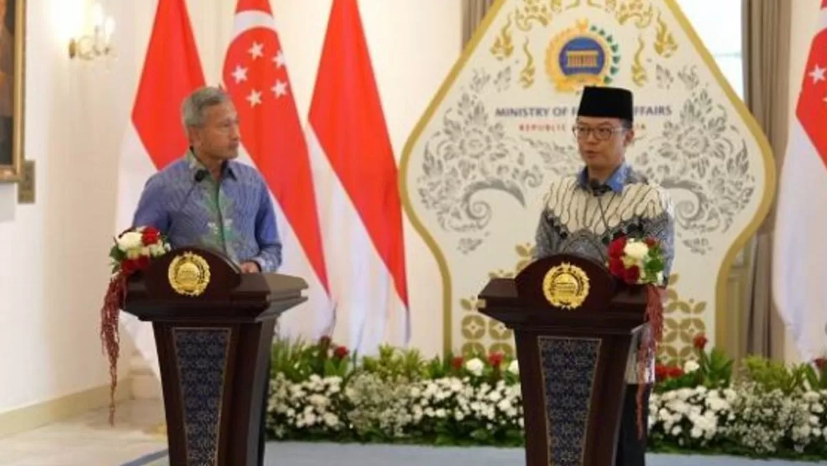 Menteri Luar Negeri Singapura Vivian Balakrishnan bersama Menlu RI, Sugiono saat pertemuan bilateral. (ist)