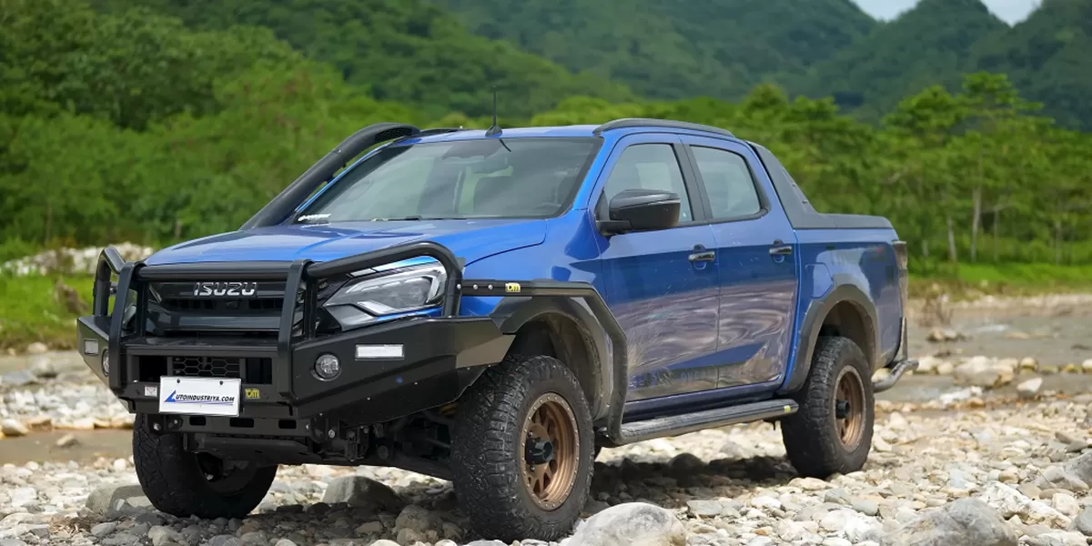 Secara desain, D-Max terbaru mengusung pendekatan evolusioner.  Garis dan siluetnya tetap mempertahankan DNA  Isuzu. (Tangkapan layar youtube@autoindustriya)