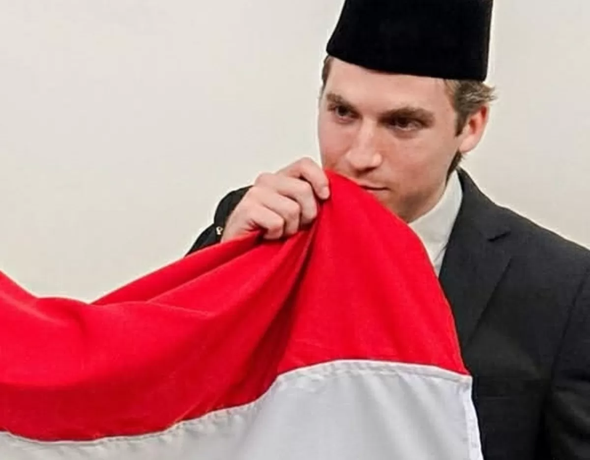 Potret proses naturalisasi pesepakbola Luke Vickery, publik ramai soroti kebijakan pemerintah mengenai biaya WNA jadi warga negara Indonesia  (Instagram/pssi)