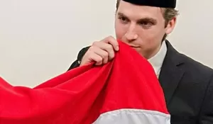 Kebijakan Pemerintah soal Kewarganegaraan Disorot, WNA yang Ingin Jadi Warga Indonesia Harus Bayar Rp75 Juta, Warganet Bandingkan dengan Negara Lain