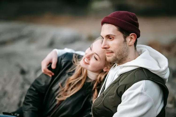  Peruntungan horoskop Shio Tikus Jumat 2 Februari 2024, dalam cinta kali ini akan lebih baik untuk menunjukkan kehati-hatian (Ilustrasi - pexels/Katerina Holmes)