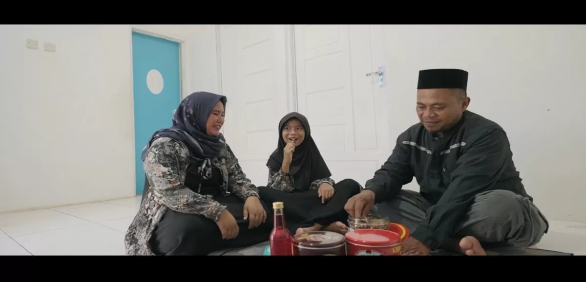 Warga Kampung Nelayan Sejahtera di Desa Eretan Kulon, Kabupaten Indramayu, pada 2026 ini bisa menikmati Lebaran dengan suasana nyaman dan gembira. (Kalimantansatu.com/Dok. Kementerian Sosial)