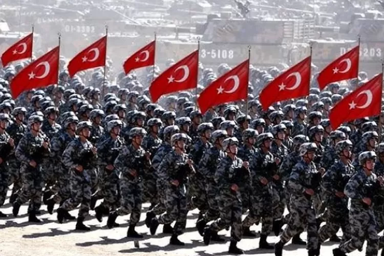 Selain memiliki Militer yang kuat di Dunia, Turki juga mempunyai industri pertahanan yang berkembang pesat, berikut 20 senjata mematikan asal Turki! 