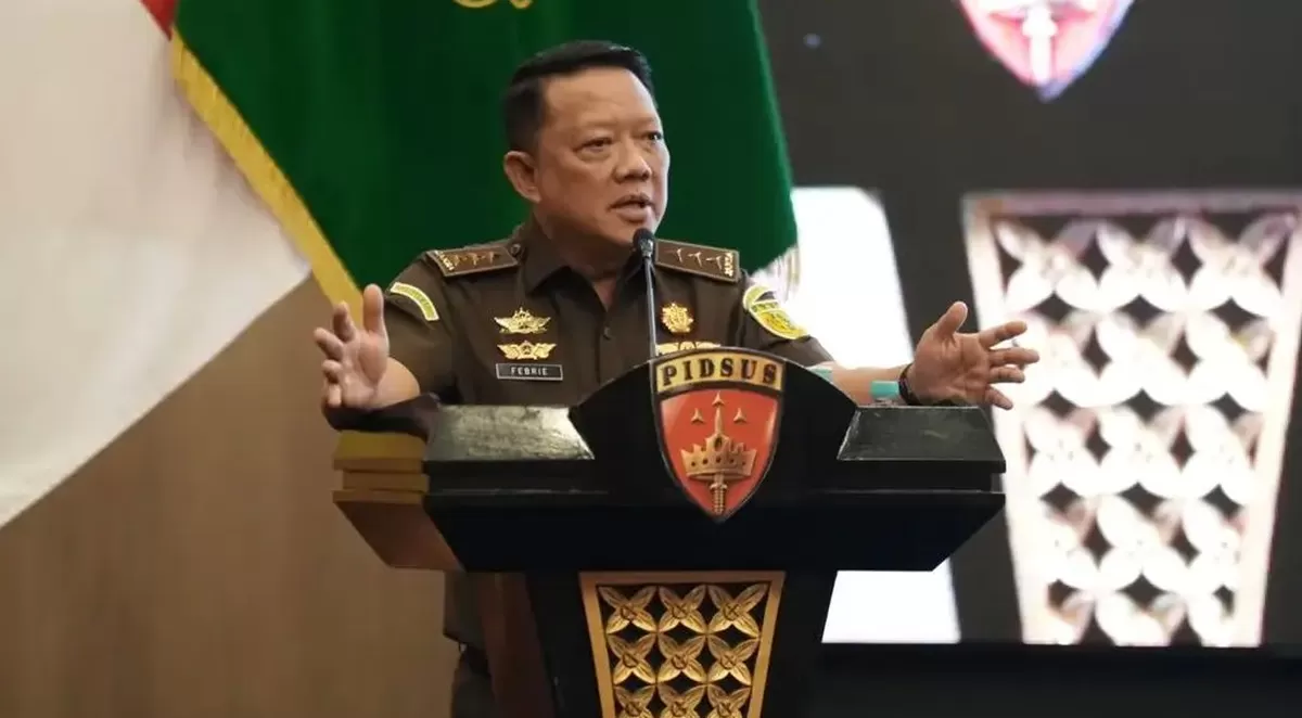 Potret Febrie Adriansyah mengundurkan diri dari jabatan Jampidsus setelah penyitaan aset senilai ratusan miliar rupiah terkait kasus suap, korupsi dan TPPU (Kejaksaan.go.id)