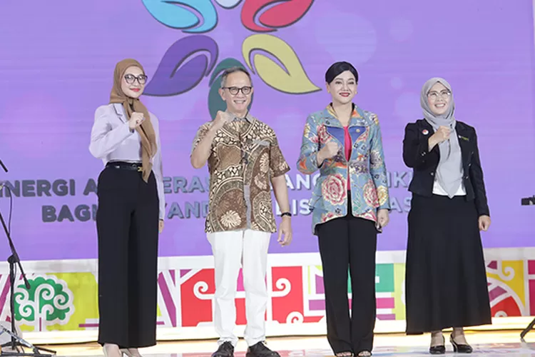 Otoritas Jasa Keuangan menggelar Puncak Bulan Inklusi Keuangan (BIK) 2023 di Yogyakarta, Sabtu (28/10/2023), untuk semakin memperluas akses keuangan masyarakat terhadap sektor jasa keuangan.  (Istimewa)