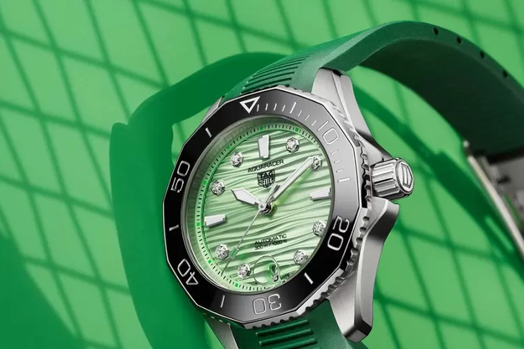 Inilah Jam Tangan Edisi Terbatas TAG HEUER AQUARACER X NAOMI OSAKA