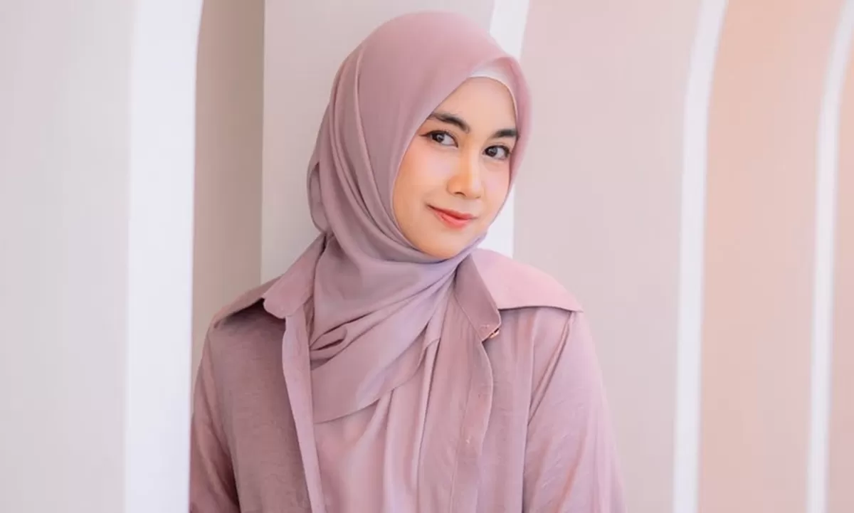 Potret Anisa Rahma yang tertimpa musibah rumahnya terbakar  (Instagram/anisarahma_12)