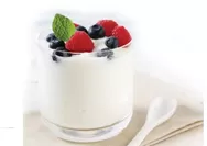 Plain Yoghurt Minuman Sangat Baik Menjaga Kesehatan Tubuh saat Berpuasa