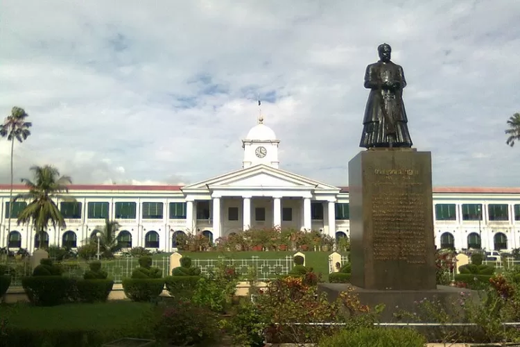 Pusat Pemerintahan Kerala, India (tangkapan layar wikipedia )