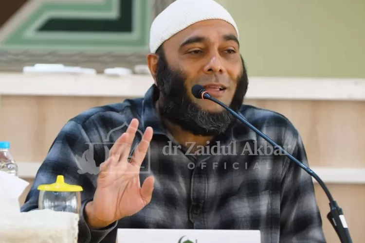 dr Zaidul Akbar Bagikan Resep untuk Merontokkan Berbagai Penyakit (Tangkapan Layar YouTube dr. Zaidul Akbar Official)