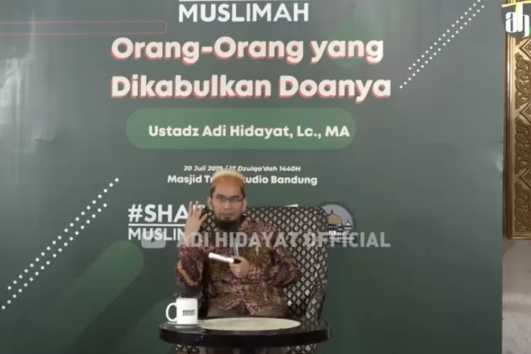 Ustaz Adi Hidayat (Tangkapan Layar YouTube Adi Hidayat Official)