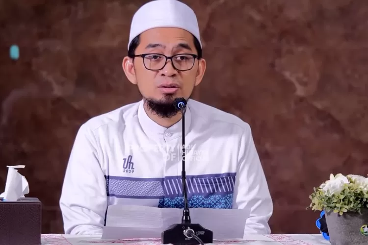 Panduan Ibadah Haji Menurut Ustaz Adi Hidayat (Tangkapan Layar YouTube Adi Hidayat Official)