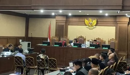 Suasana sidang kasus dugaan korupsi kuota haji di Pengadilan Tipikor Jakarta, Selasa (22/9/2026). Dalam persidangan, Abu Rokhmad dihadirkan sebagai saksi dan menyatakan tidak bersedia. (inspiratifonline.com/dok. Istimewa)