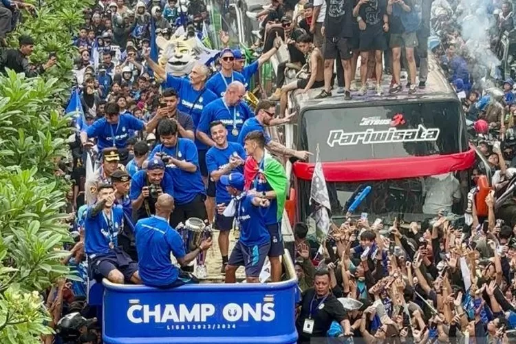 Pawai perayaan Persib Bandung.