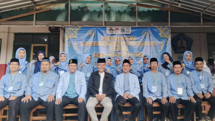 Dewan Penguji Munaqosyah LPPTKA BKPRMI Cianjur 